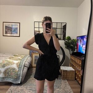 Ann Taylor LOFT v-neck wrap black mini dress ruffle cap sleeve